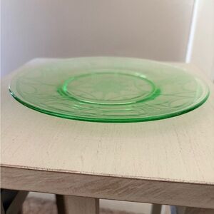 Vtg Anchor Hocking Green Depression Glass Cameo Ballerina 8.25" Luncheon Plate